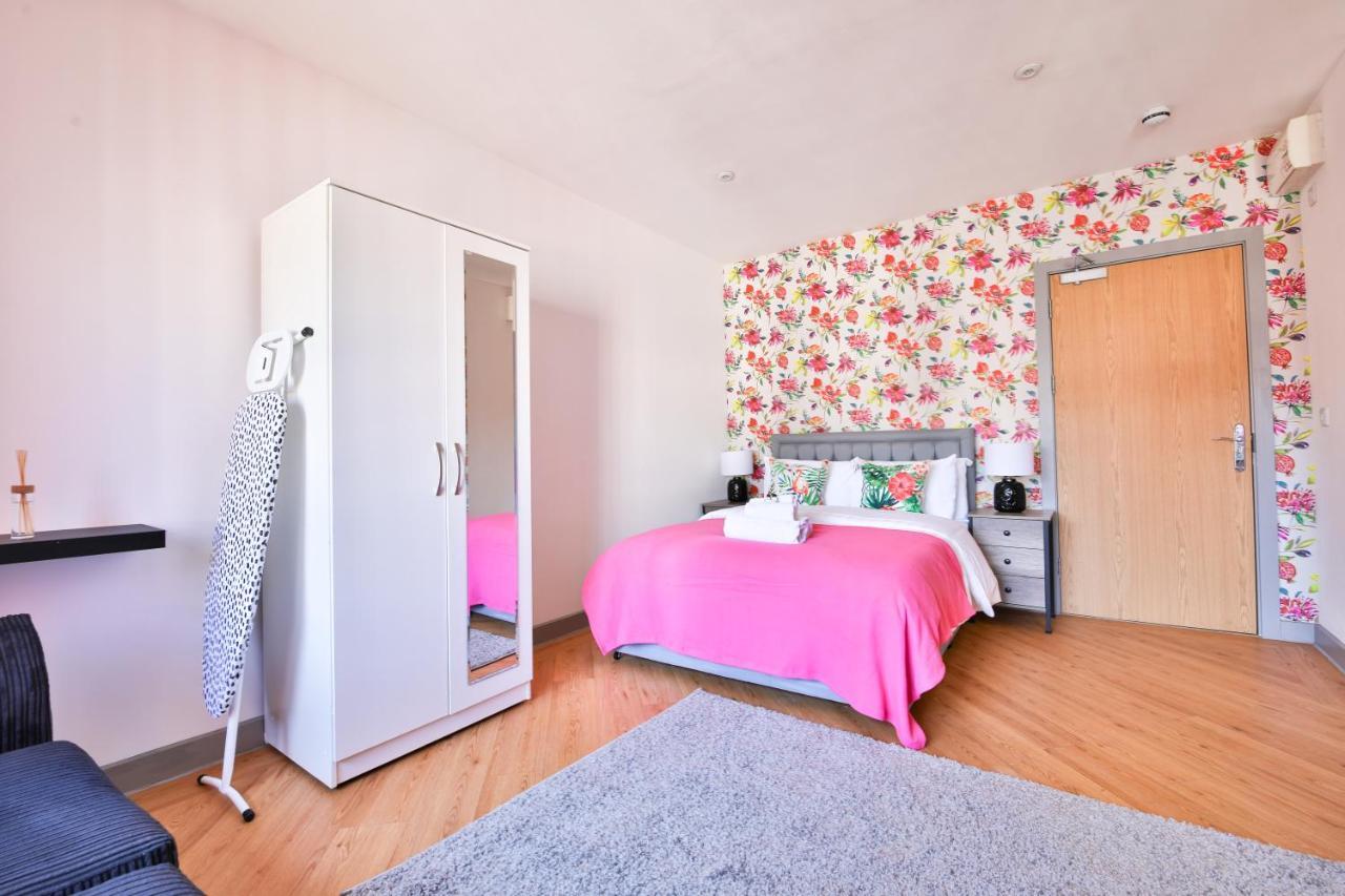 Princess Lofts City Centre Studios With Nespresso Coffee Machines & New Fast Wifi By Stayright 스완지 외부 사진