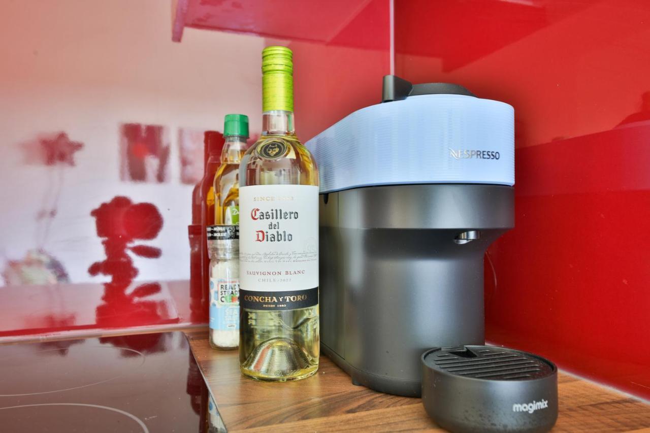 Princess Lofts City Centre Studios With Nespresso Coffee Machines & New Fast Wifi By Stayright 스완지 외부 사진
