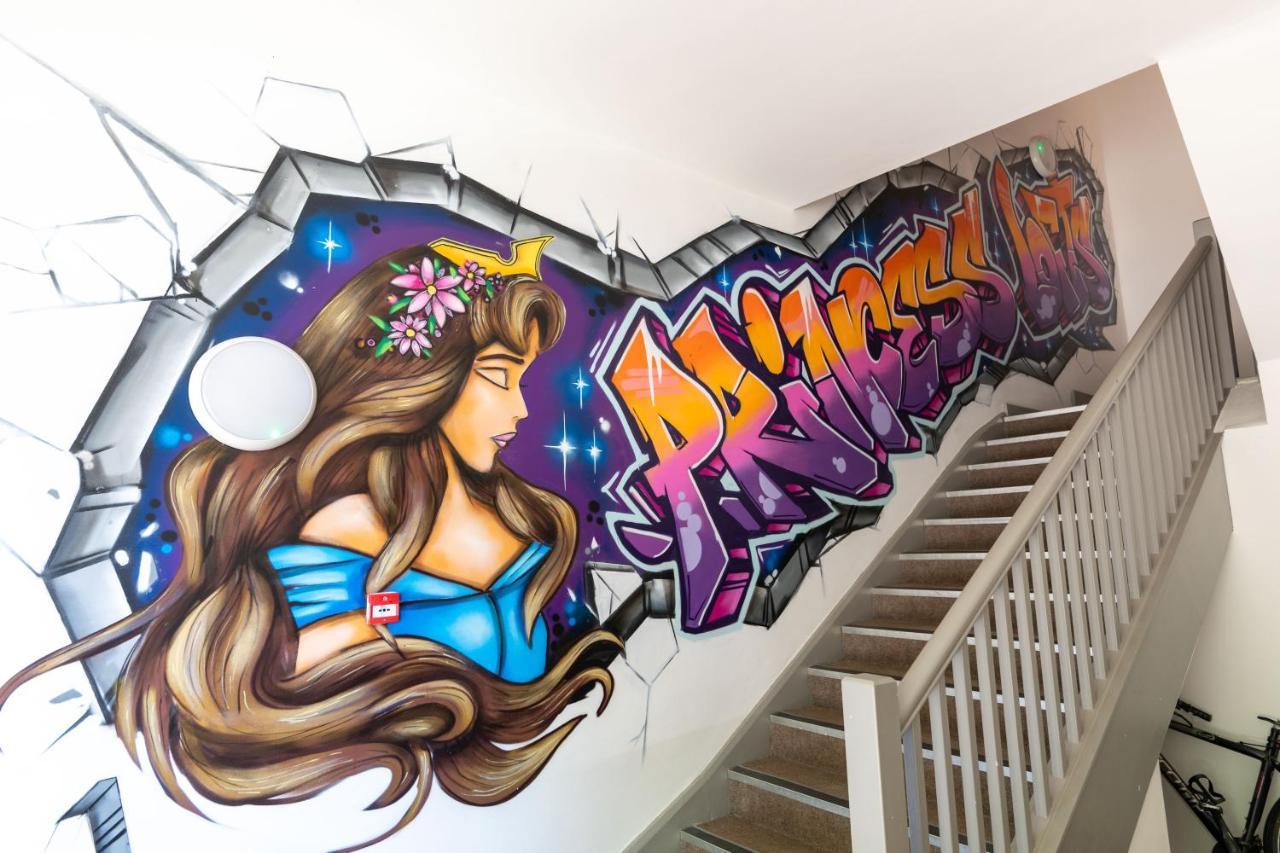 Princess Lofts City Centre Studios With Nespresso Coffee Machines & New Fast Wifi By Stayright 스완지 외부 사진