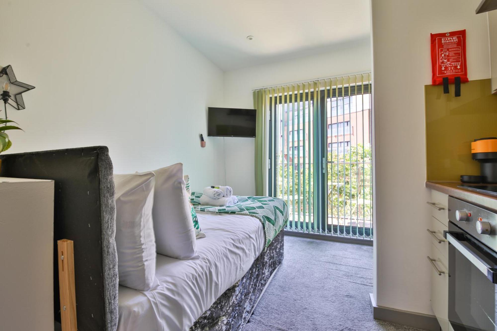 Princess Lofts City Centre Studios With Nespresso Coffee Machines & New Fast Wifi By Stayright 스완지 외부 사진
