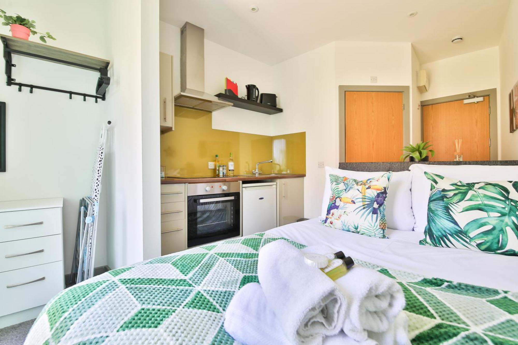 Princess Lofts City Centre Studios With Nespresso Coffee Machines & New Fast Wifi By Stayright 스완지 외부 사진