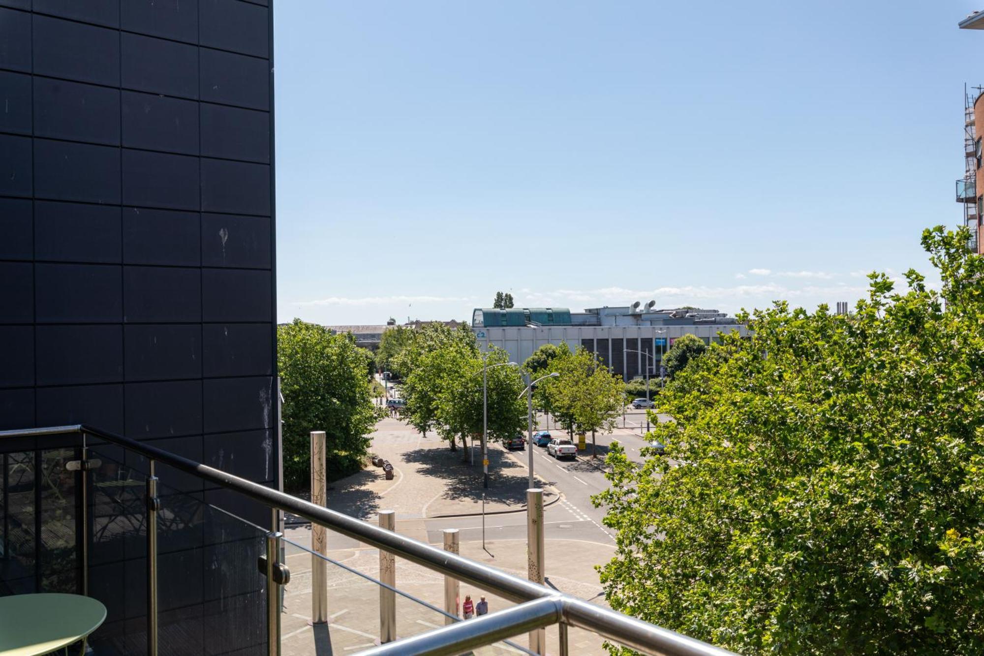 Princess Lofts City Centre Studios With Nespresso Coffee Machines & New Fast Wifi By Stayright 스완지 외부 사진