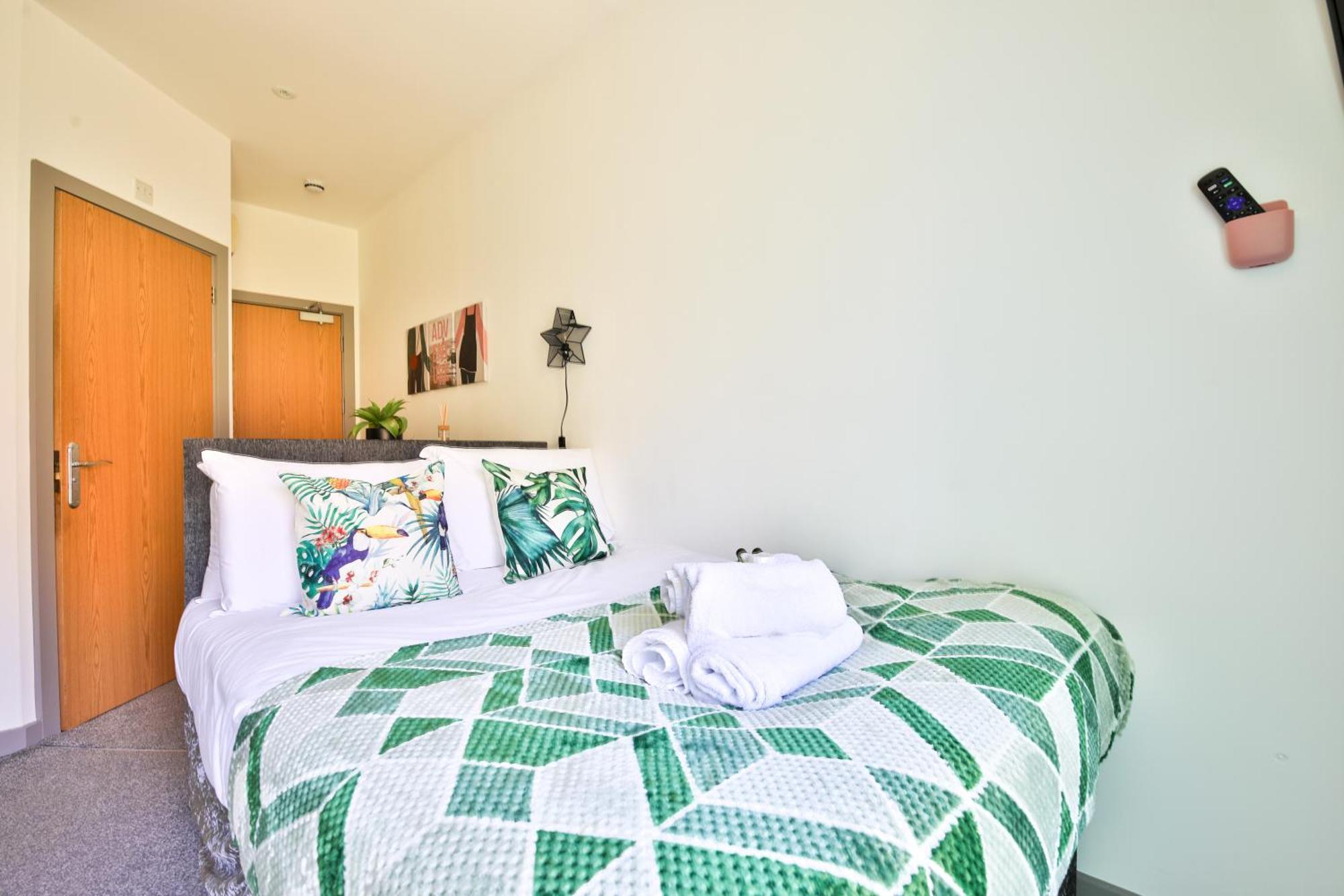 Princess Lofts City Centre Studios With Nespresso Coffee Machines & New Fast Wifi By Stayright 스완지 외부 사진