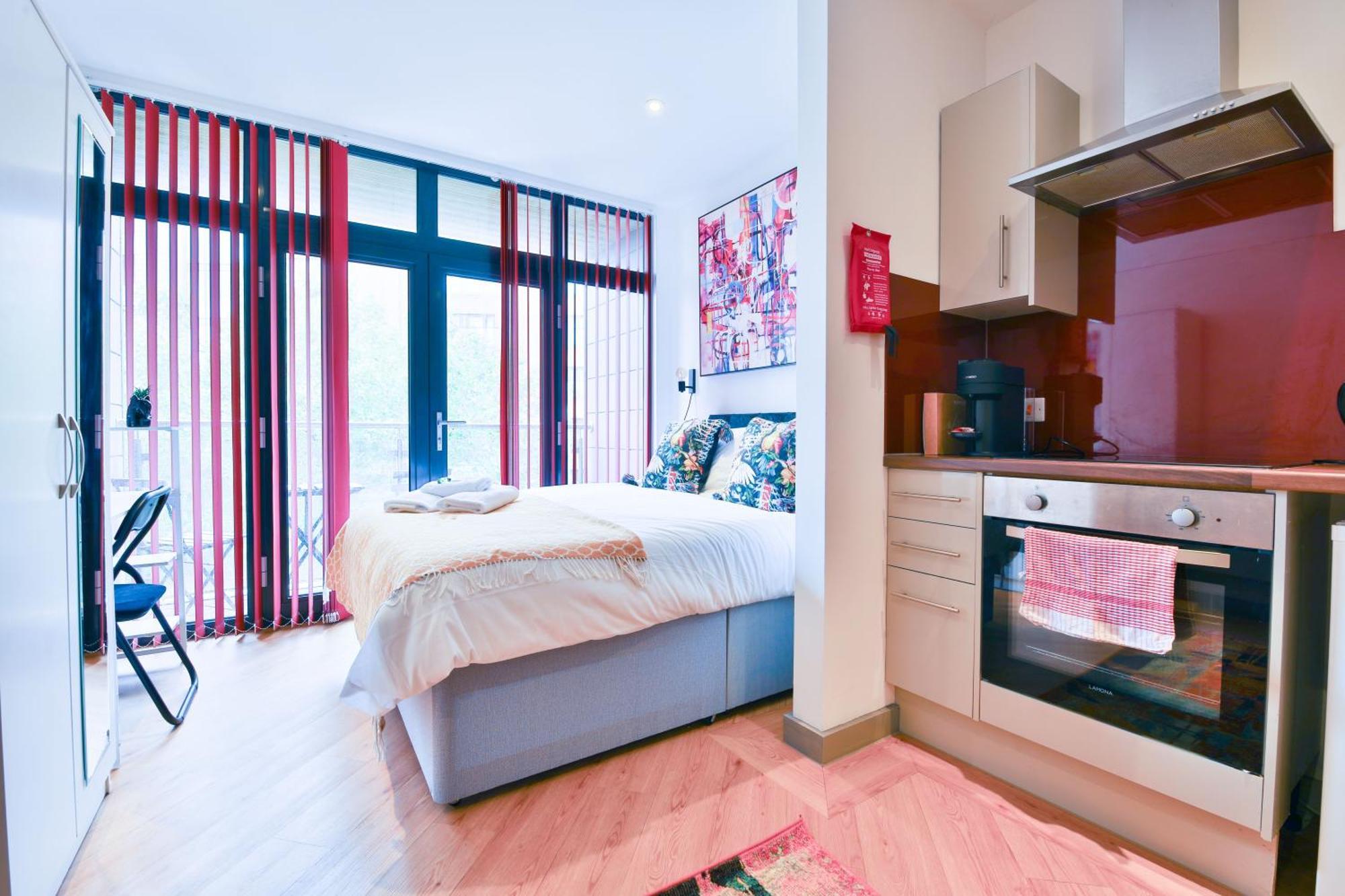 Princess Lofts City Centre Studios With Nespresso Coffee Machines & New Fast Wifi By Stayright 스완지 외부 사진