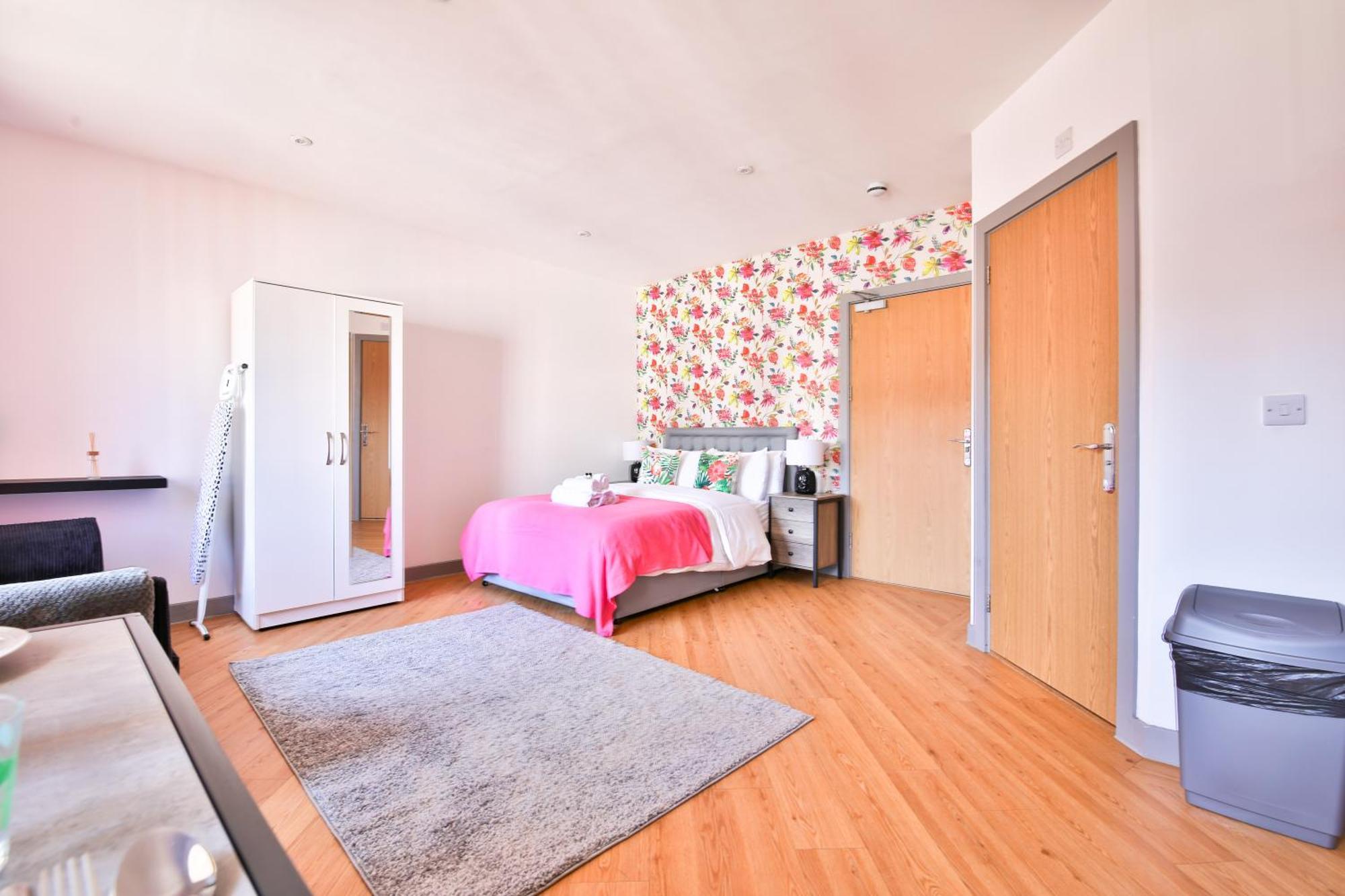 Princess Lofts City Centre Studios With Nespresso Coffee Machines & New Fast Wifi By Stayright 스완지 외부 사진